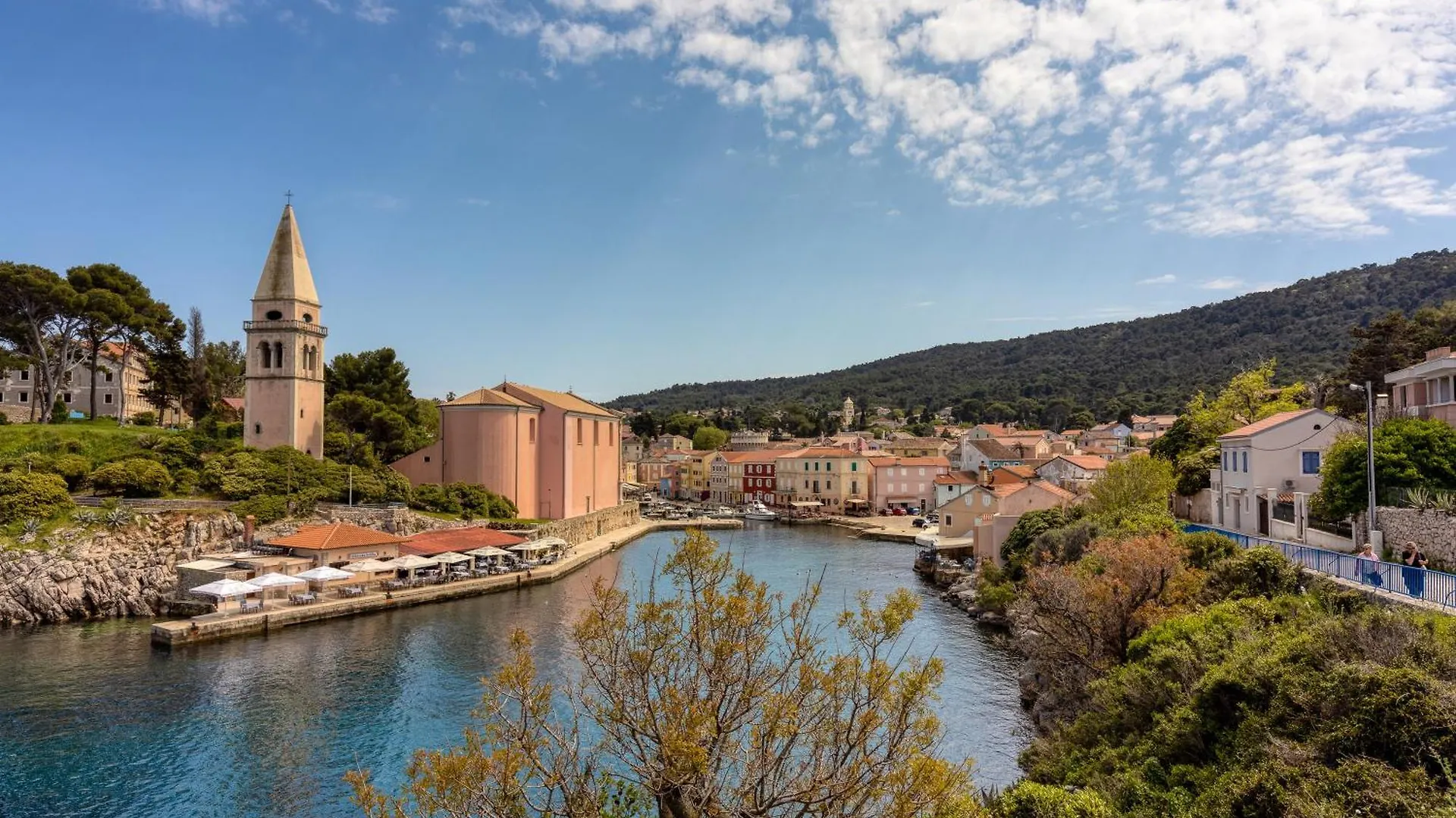 Old Bay Leave Town Apartment - Happy Rentals Mali Losinj Croatia
